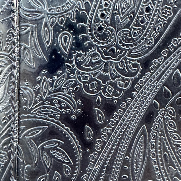 Relic by Fossil tone on tone Black Purse - Picture 2 of 13